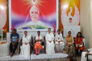 Dadi Parkash Mani ji ki Madhur Smriti by BK Brij Didi with Dr. Harjinder Kaur & Blood Bank Team Barnala